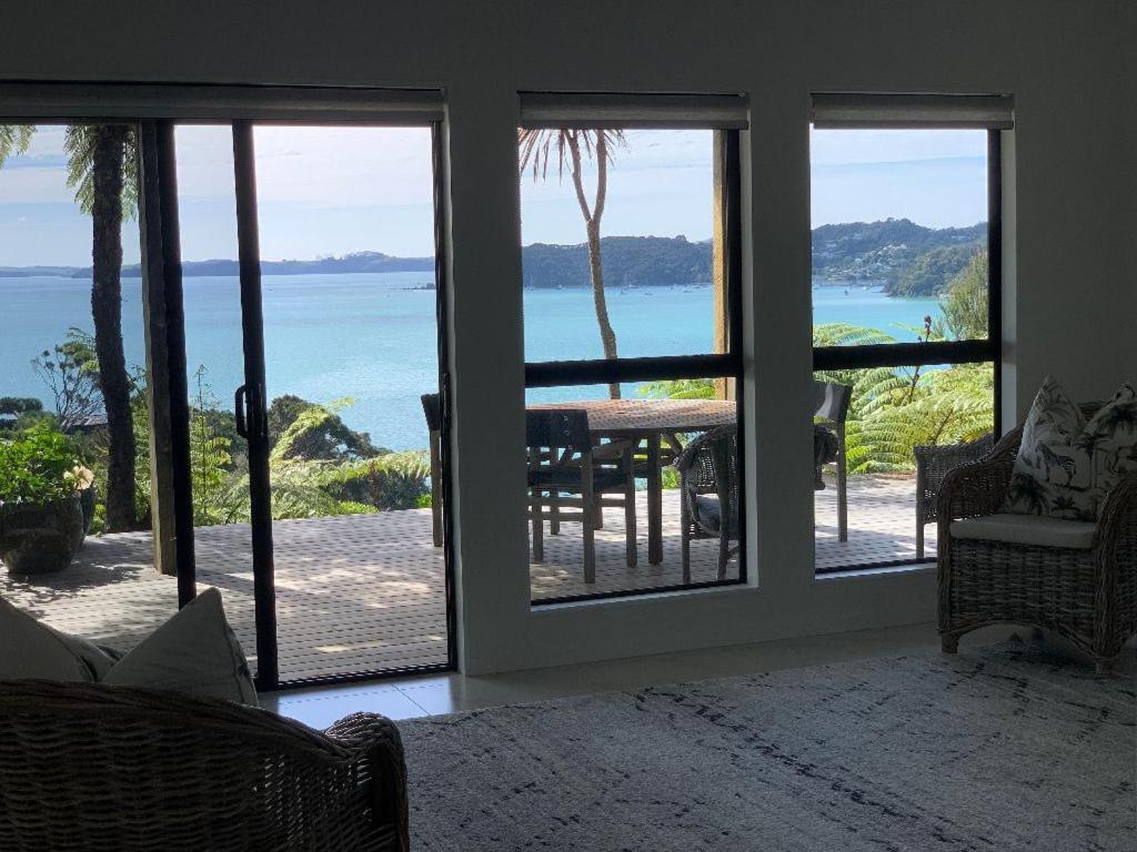 Sea Veiws Kaha Place Russell Bagian luar foto