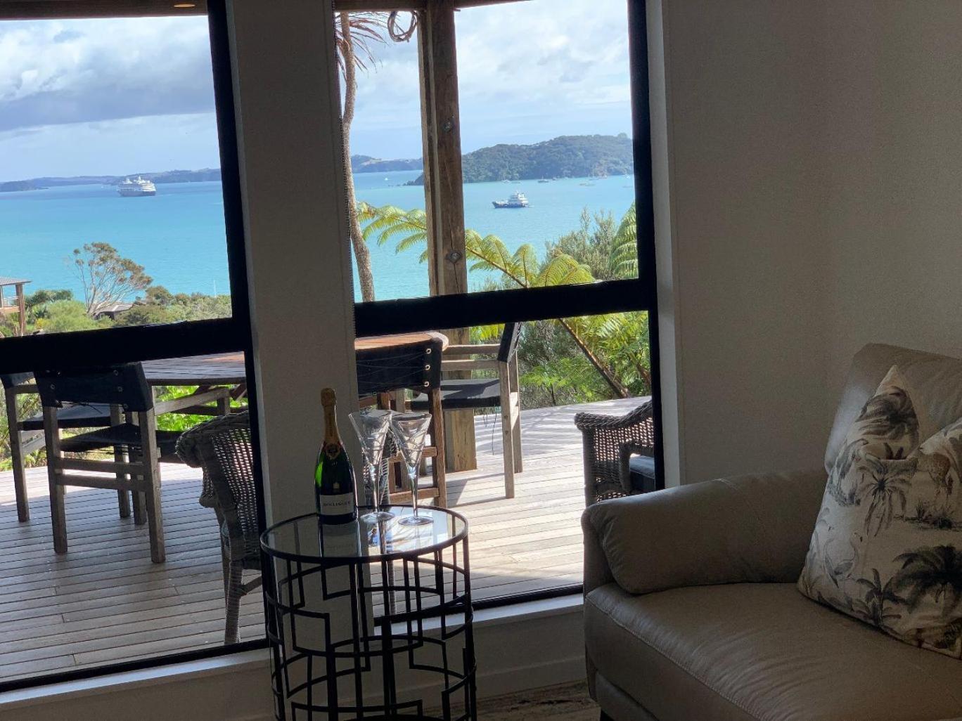 Sea Veiws Kaha Place Russell Bagian luar foto