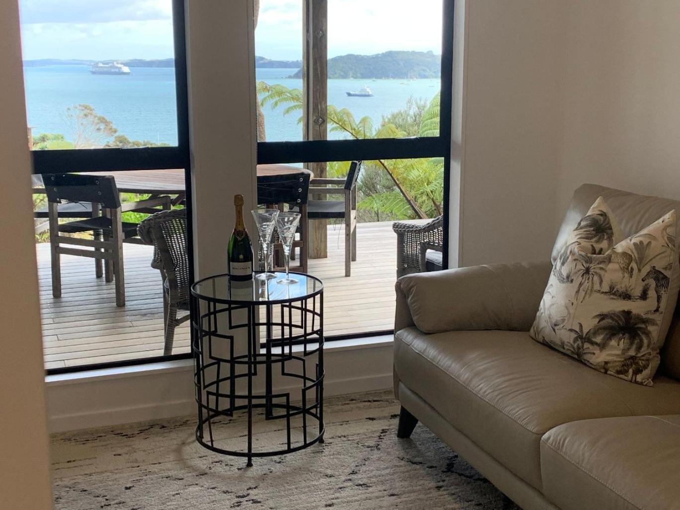 Sea Veiws Kaha Place Russell Bagian luar foto